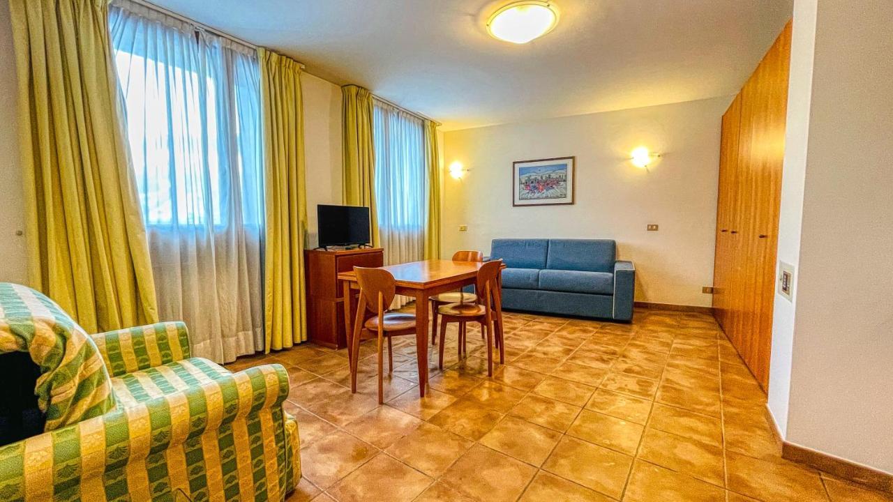 Appartamento Smith Arneis - Affitti Brevi Italia Bardonecchia Exterior photo